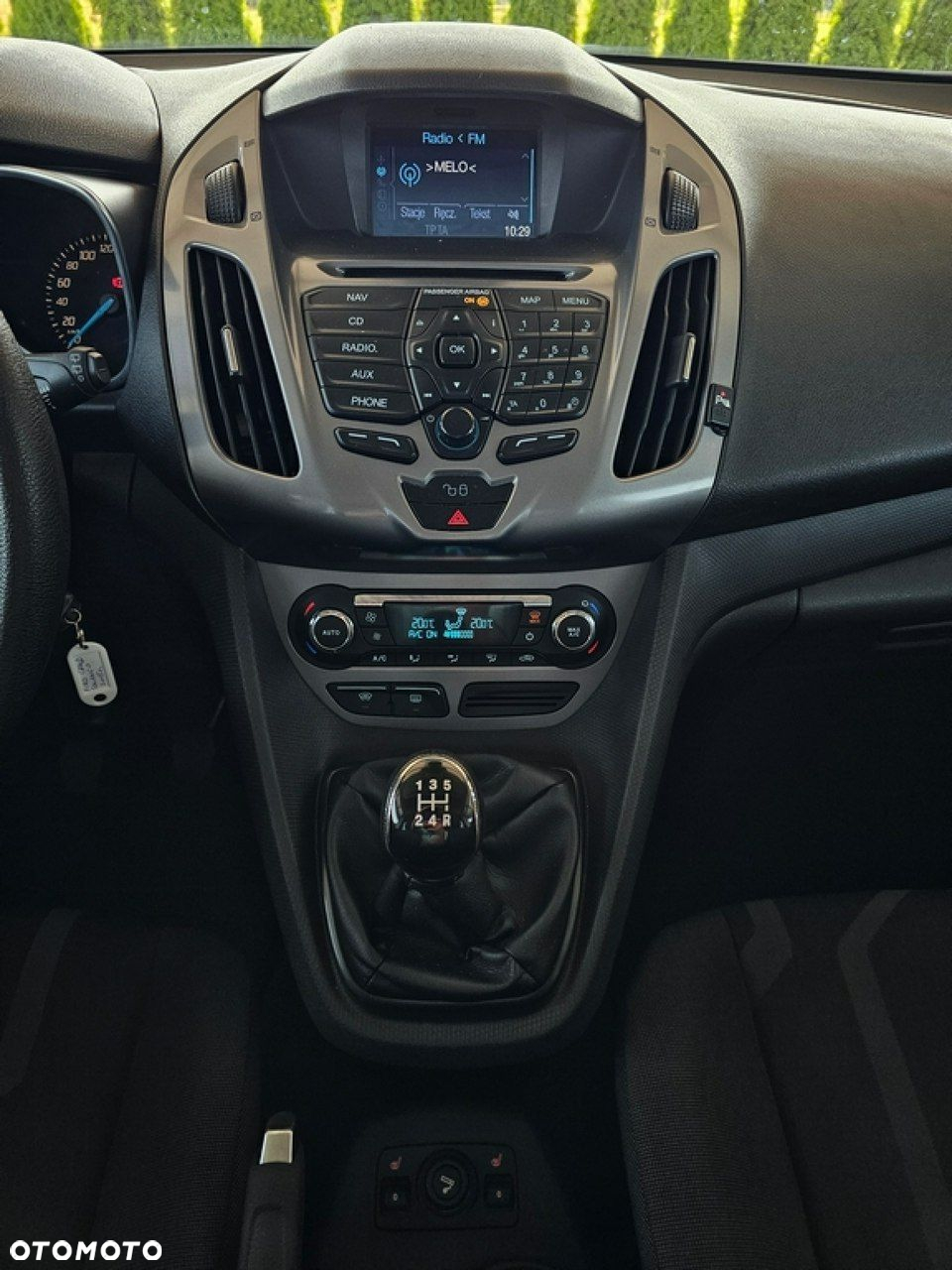 Ford Tourneo Connect Grand - 15