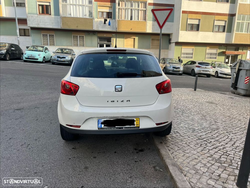 SEAT Ibiza 1.6 TDI 25 Anos DPF - 4