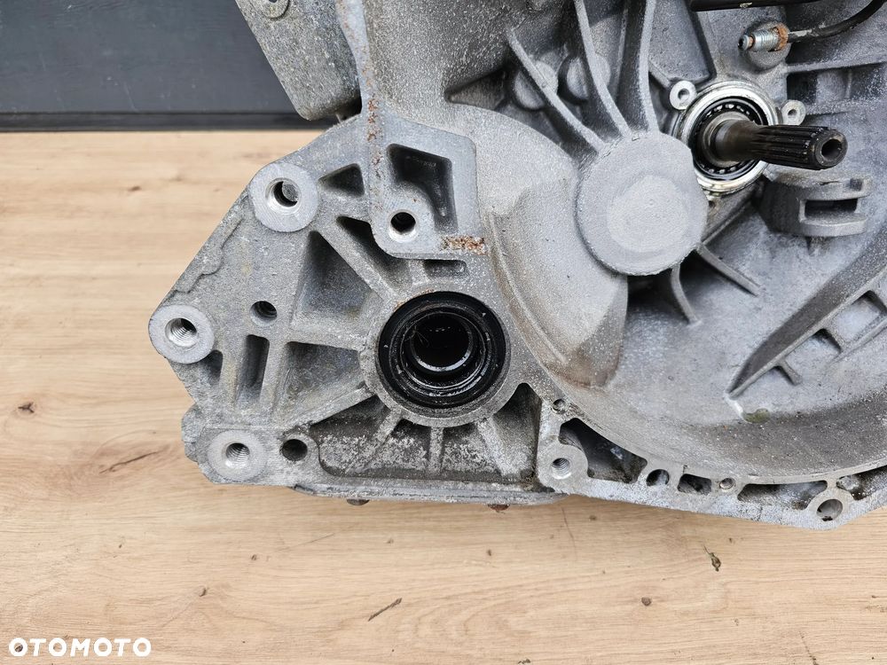 SKRZYNIA BIEGÓW MANUAL OPEL ASTRA J 1.6 A16XER BENZYNA F17 S394 100% OK - 9