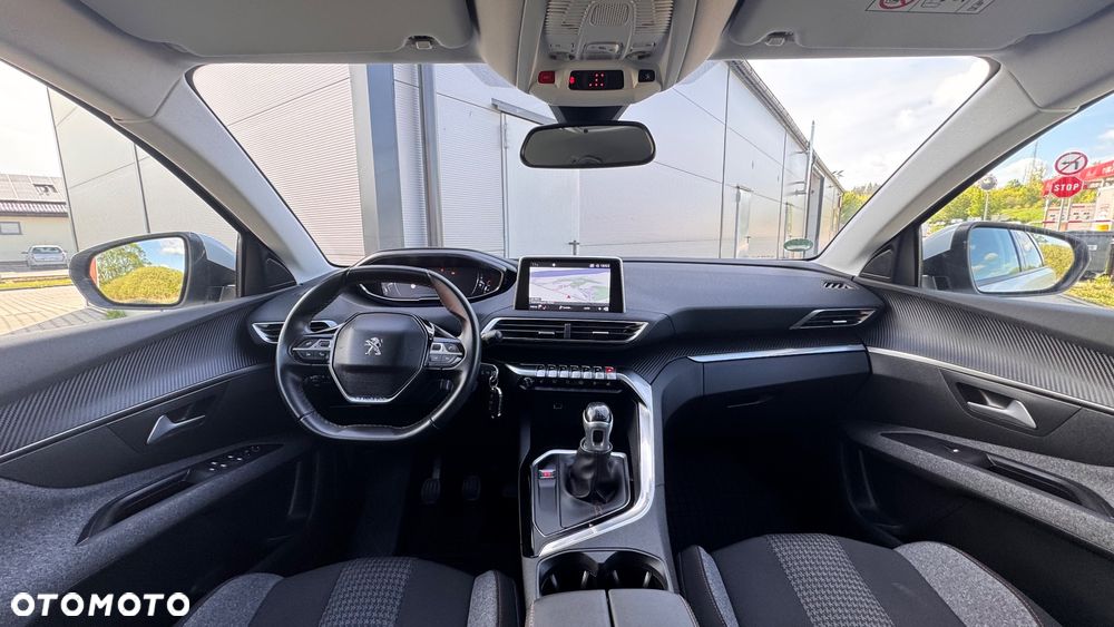 Peugeot 5008 BlueHDi 130 Active - 28
