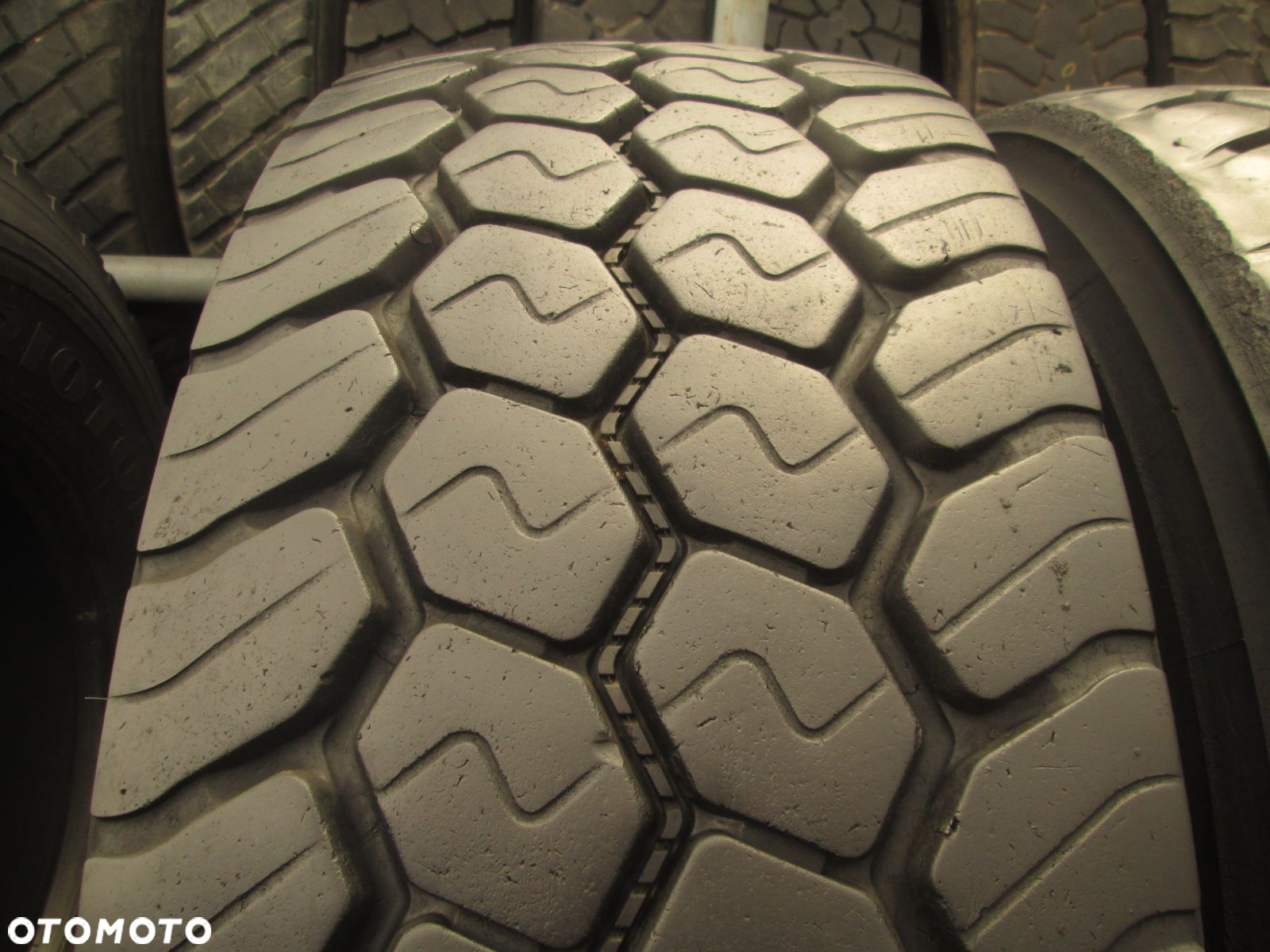 385/65R22,5 Bridgestone M-TRAILER 001 PLUS. Opony ciężarowe - 12