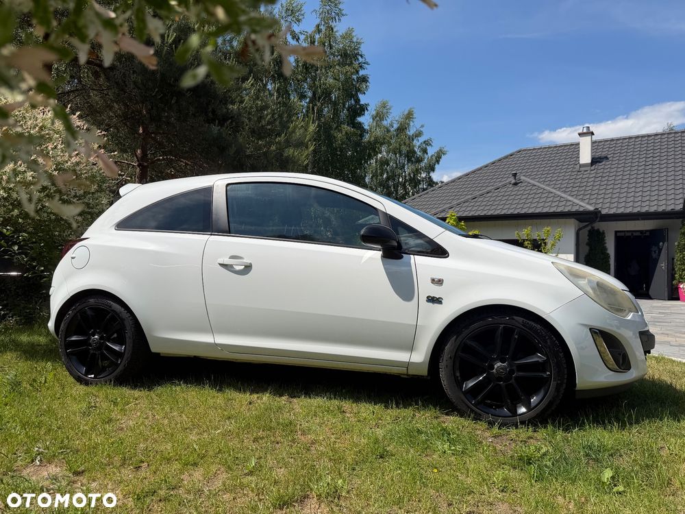 Opel Corsa 1.4 16V Edition - 2