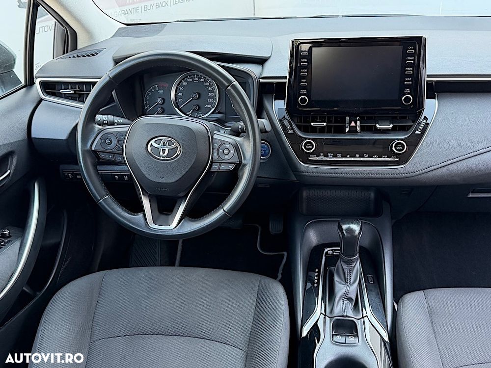 Toyota Corolla 1.8 HSD Business - 7