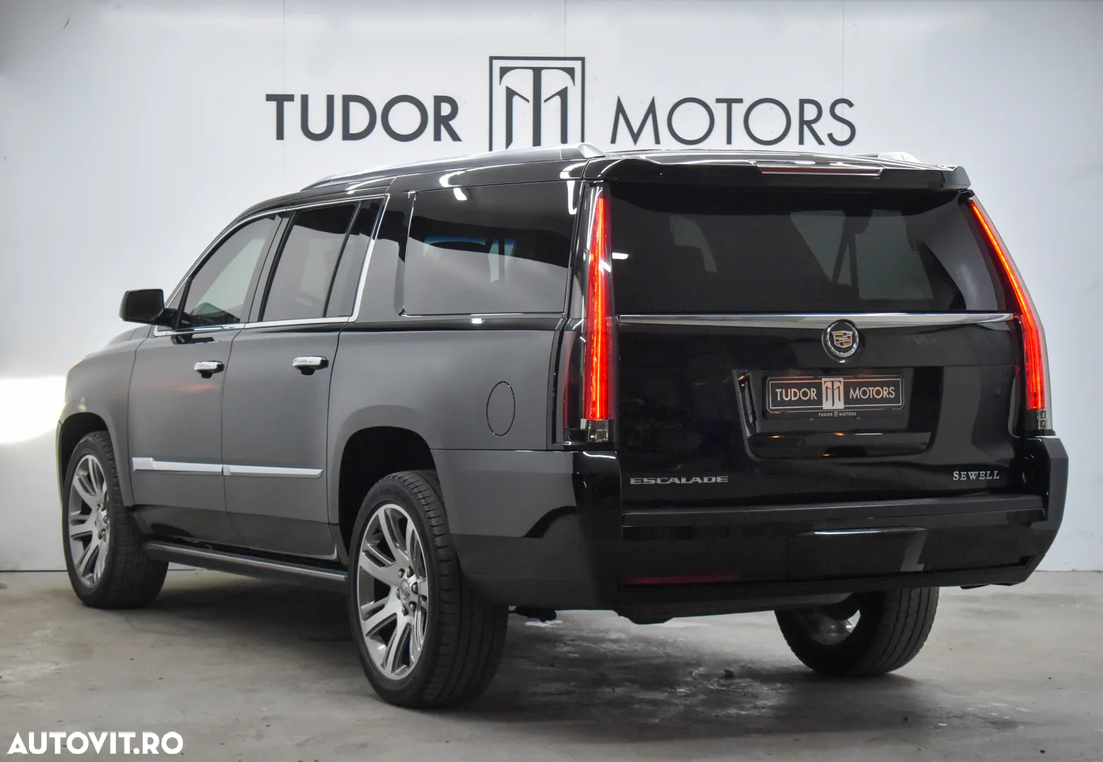 Cadillac Escalade 6.2 V8 Platinum - 3