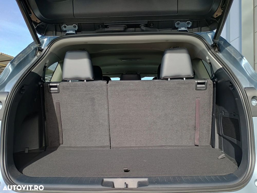 Toyota Highlander 2.5 L Hybrid Dynamic Force 248CP Exclusive Pearly - 13