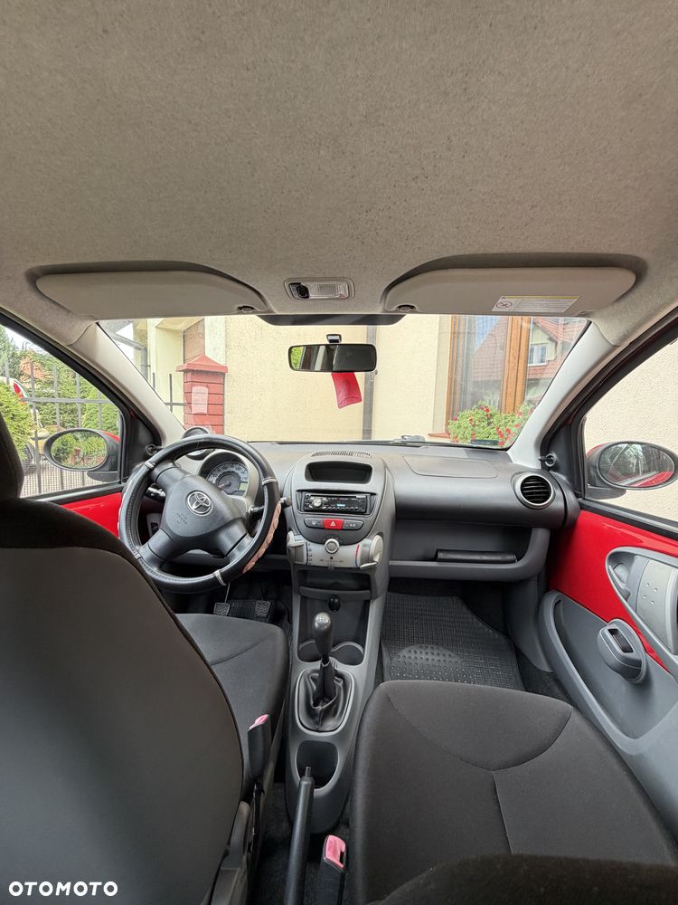 Toyota Aygo - 8