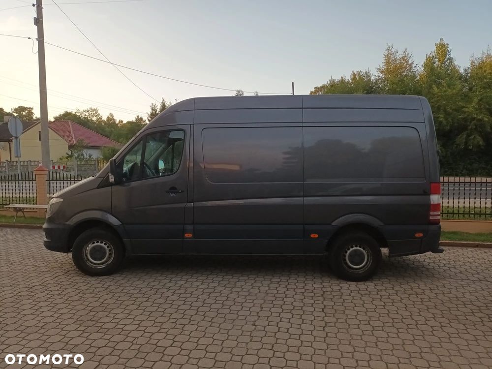 Mercedes-Benz sprinter - 1