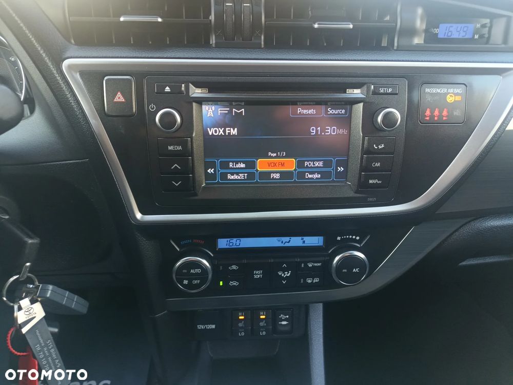 Toyota Auris 1.4 D-4D Life Plus - 12