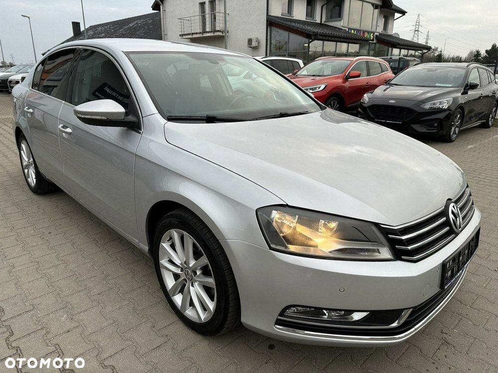 Volkswagen Passat 2.0 TDI DPF DSG Highline - 4