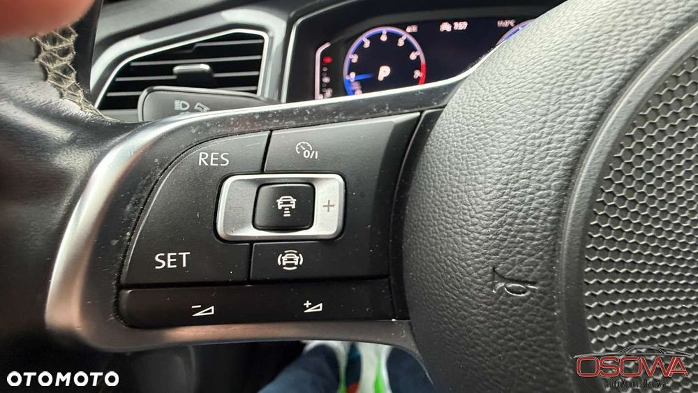 Volkswagen T-Roc - 33