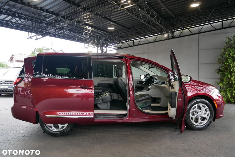 Chrysler Pacifica - 7