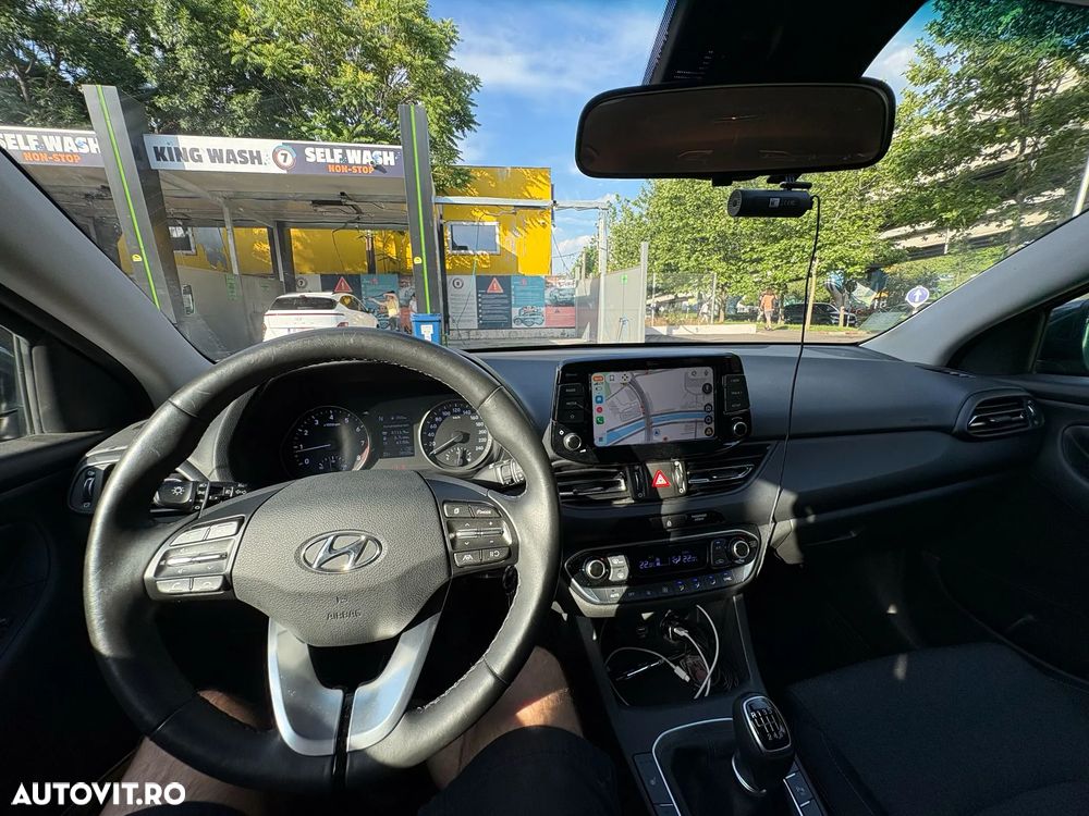 Hyundai i30 1.5 T-GDI MHEV 160CP Highway - 6