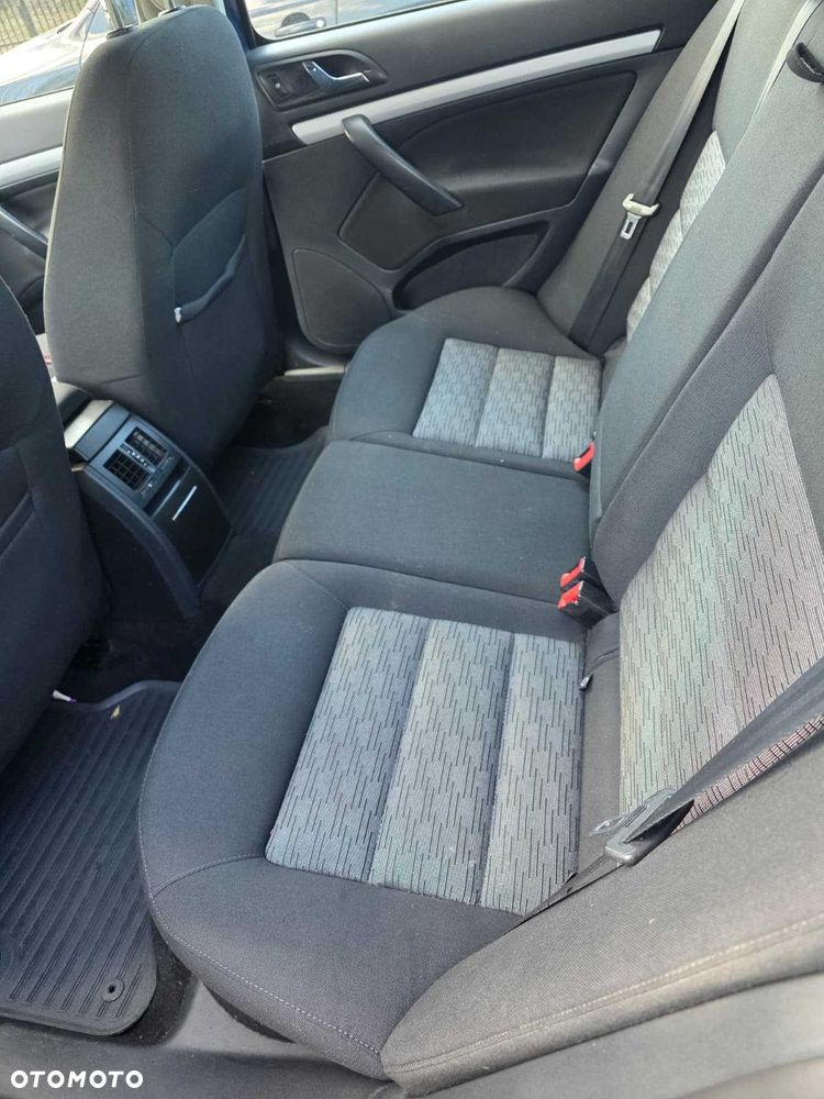 Skoda Octavia - 7