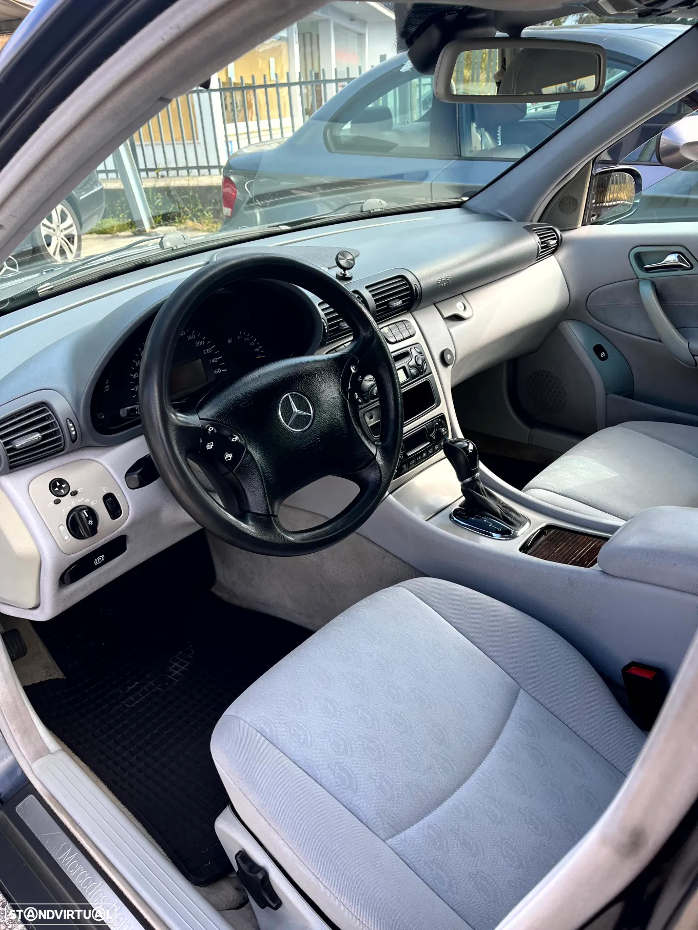 Mercedes-Benz C 220 - 6