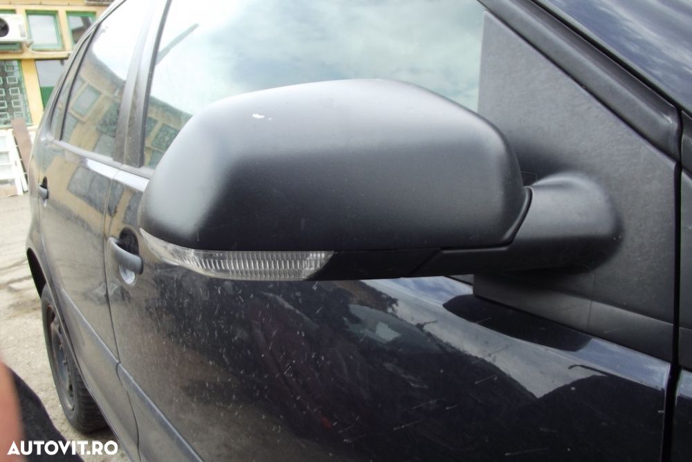 Oglinda VW Polo 2005-2009 oglinda dreapta cu semnalizare dezmembrez - 1