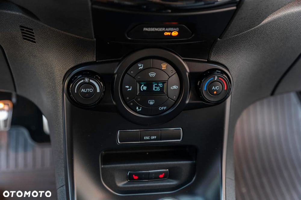 Ford Fiesta 1.6 EcoBoost ST - 32