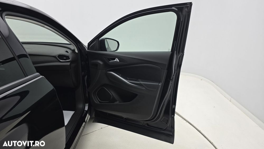 Opel Grandland X 1.5 START/STOP AT8 GS Line - 18
