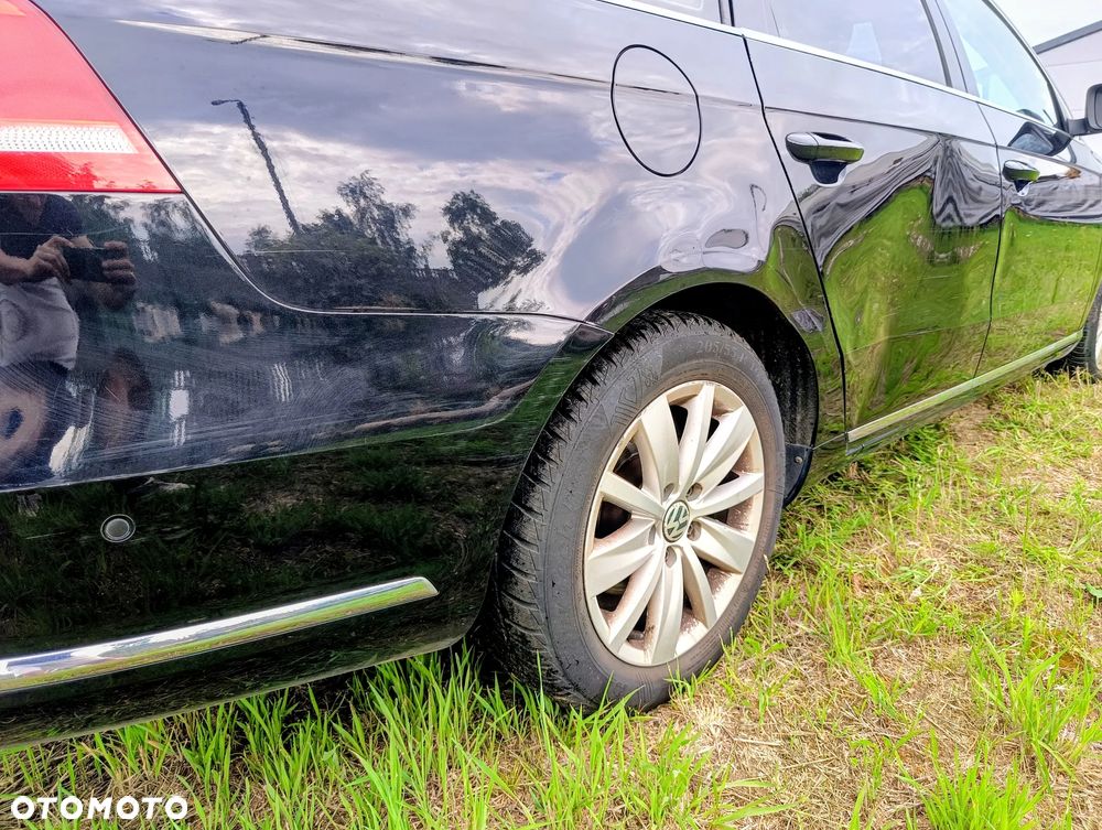 Volkswagen Passat 1.4 TSI Exclusive - 25