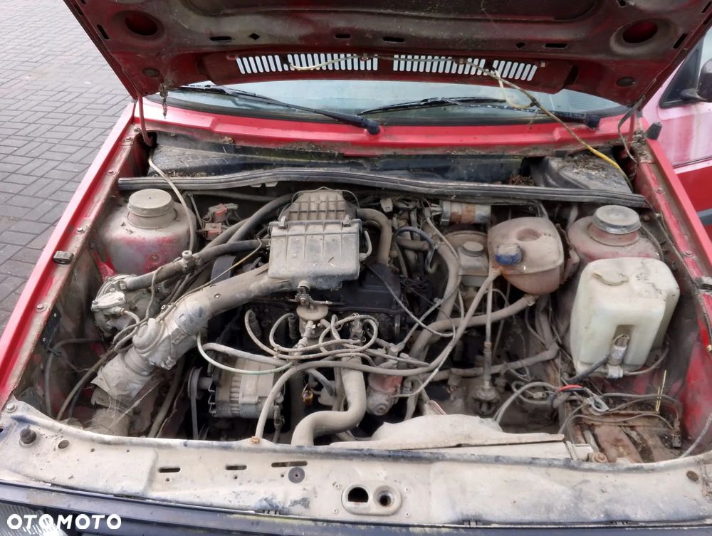 Volkswagen Golf II FL (87-92r.) 1.6 B 69KM. Silnik PN Skrzynia 4S12114 lakier G2 / LY3D.Cały na części. GWARANCJA !!! Przód Tył Zestaw Komplet Drzwi Klapa Zderzak Błotnik Maska Grill Atrapa Szyba Pas Lampa Lusterko Boczki Fotel Kanapa Kokpit Deska Rozdzielcza Przełącznik Włącznik Sterownik Przewody Wiązka Instalacja Moduł Komputer Czujnik Listwa Pompa Alternator Wtryski Głowica Rozrusznik Kompresor Sprzęgło Dwumas Silnik Skrzynia ABS Klimatyzacji Paliwa Wspomagania Kolektor Turbina Przepustnica Zawór Chłodnica Koło Hak Belka Sanki Zawieszenie Mcpherson Półoś Amortyzator Wydech Tłumik Zacisk Most - 6