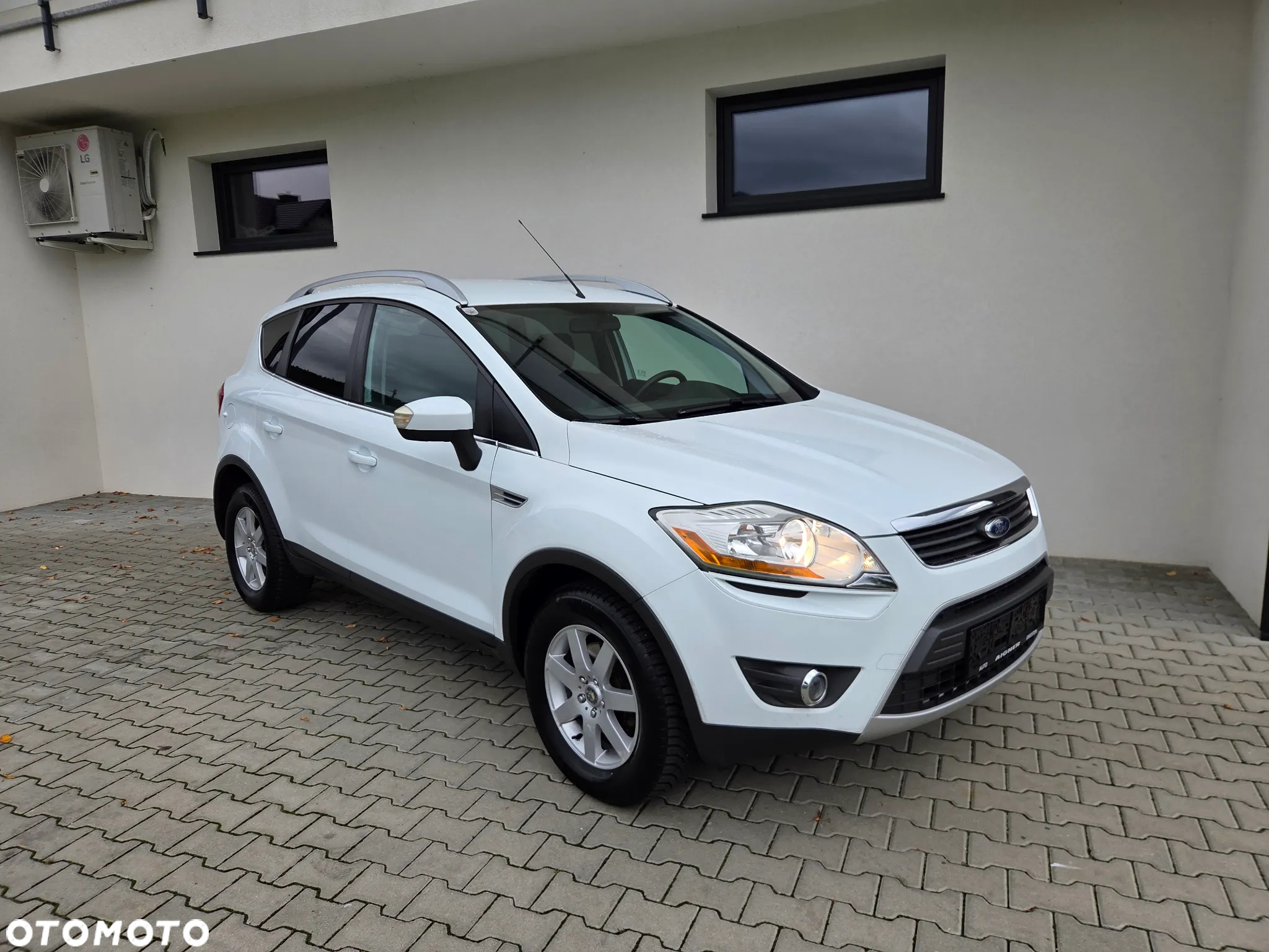 Ford Kuga - 5