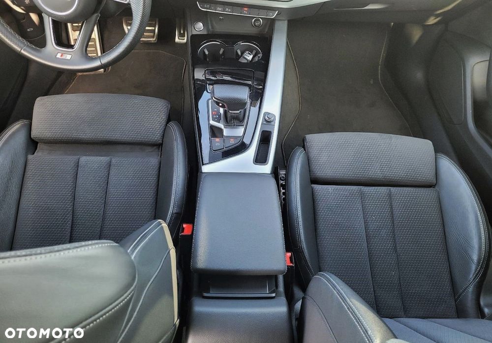 Audi A4 Avant 40 TFSI mHEV Quattro S tronic - 8