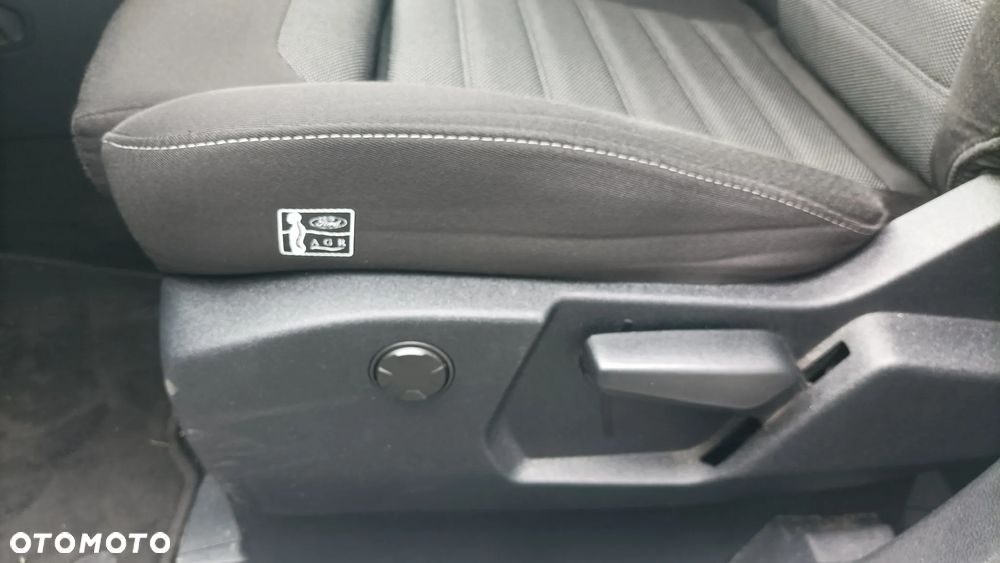 Ford S-Max 2.5 Hybrid Titanium CVT - 21