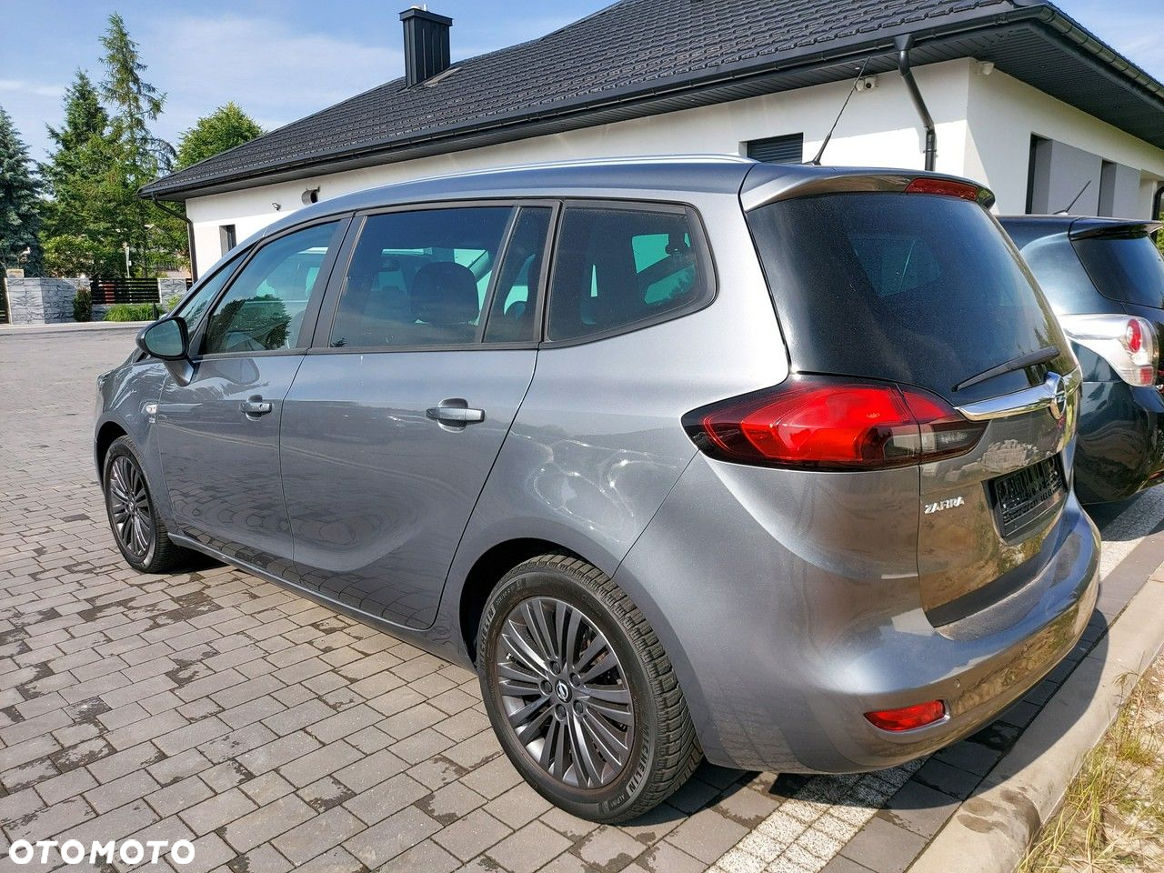 Opel Zafira - 11