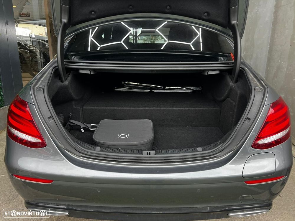 Mercedes-Benz E 300 de Avantgarde - 57