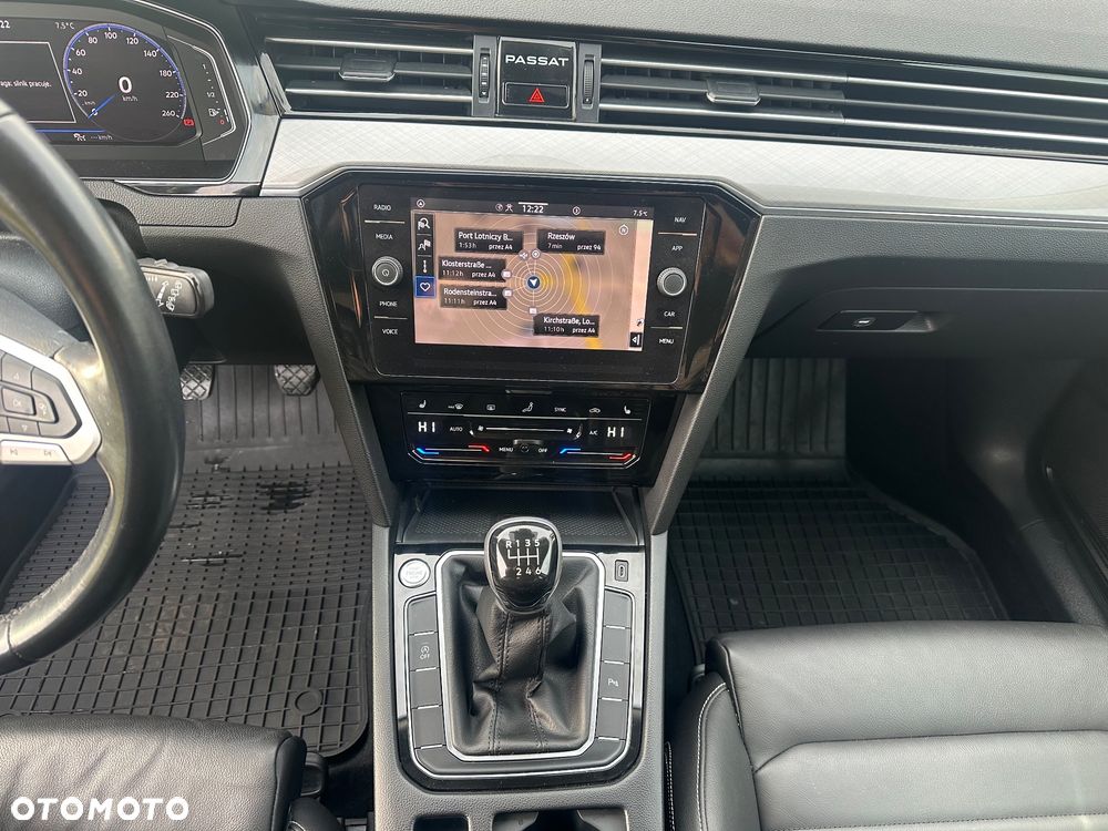 Volkswagen Passat ver-2-0-tdi-bluemotion-technology-highline - 12