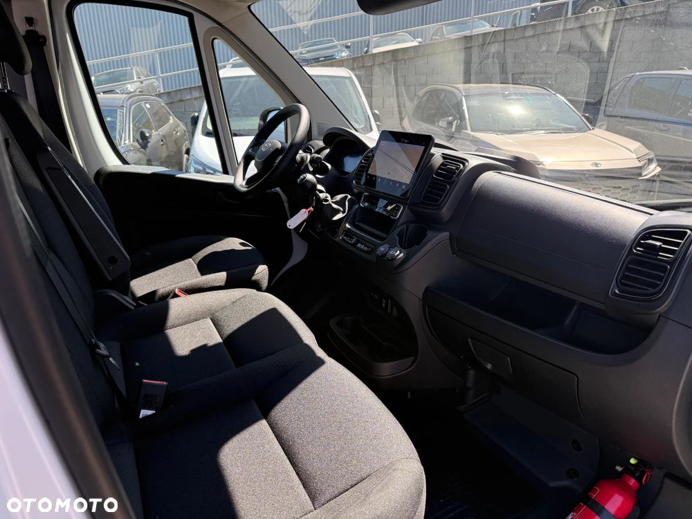 Toyota Proace MAX Brygadowy - 8