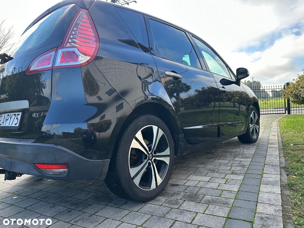Renault Scenic 1.6 dCi Bose - 27