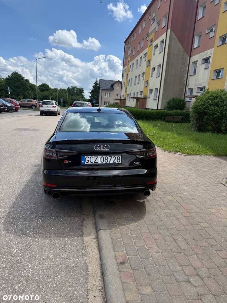Audi A4 Limousine 2.0 TFSI Quattro Sport S tronic - 5
