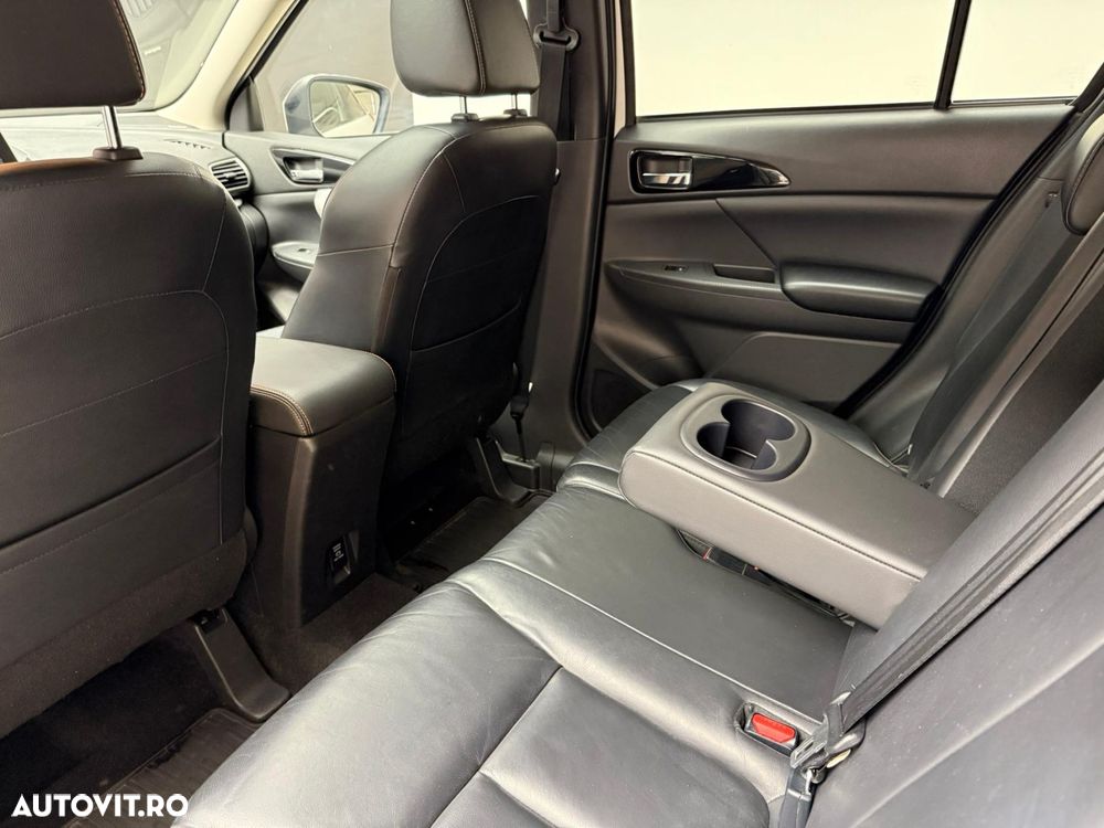 Mitsubishi Eclipse-Cross - 20