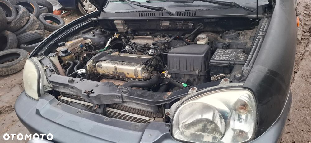 HYUNDAI Santa Fe 2001/02 - 2006/03 2,4 B G4JS na części - 13