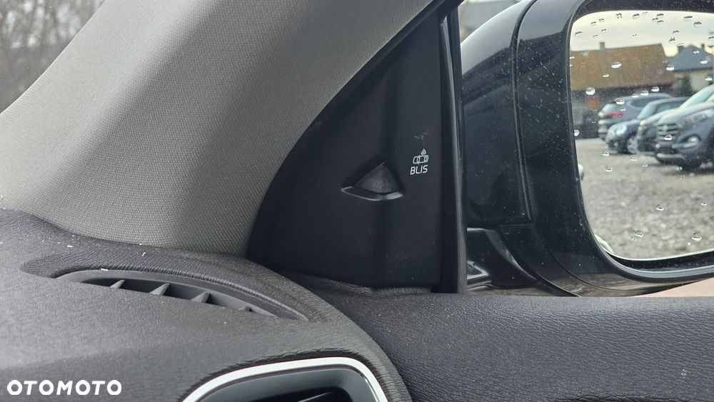 Volvo V40 Cross Country D2 Summum - 8