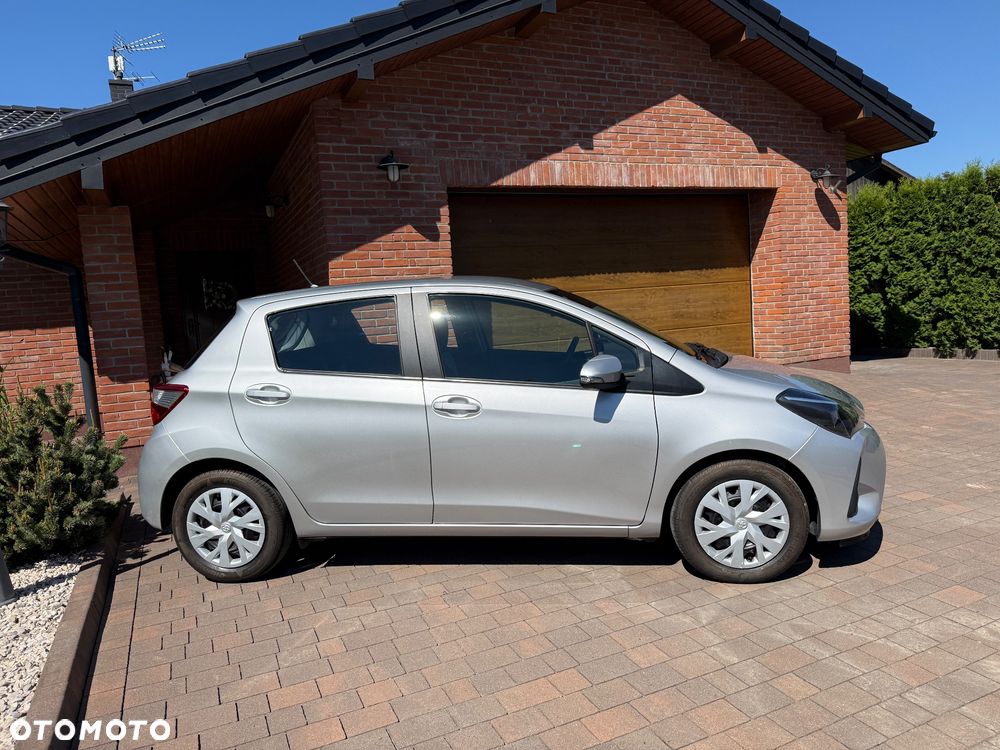 Toyota Yaris 1.5 Premium CVT - 7