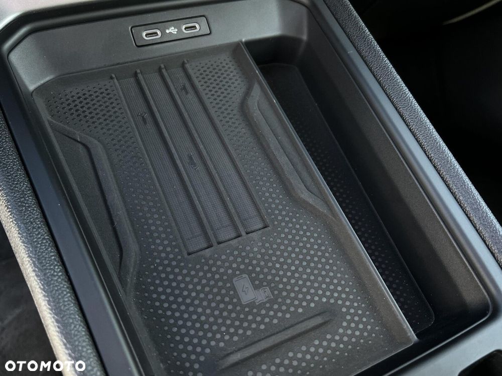 Volkswagen T-Roc - 25