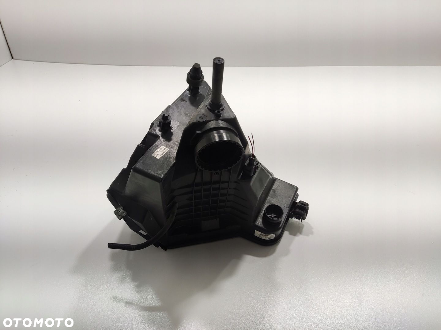 OBUDOWA FILTRA POWIETRZA AUDI A5 I 8T 3.0 TDI 2007-2011 8K0133837B - 4