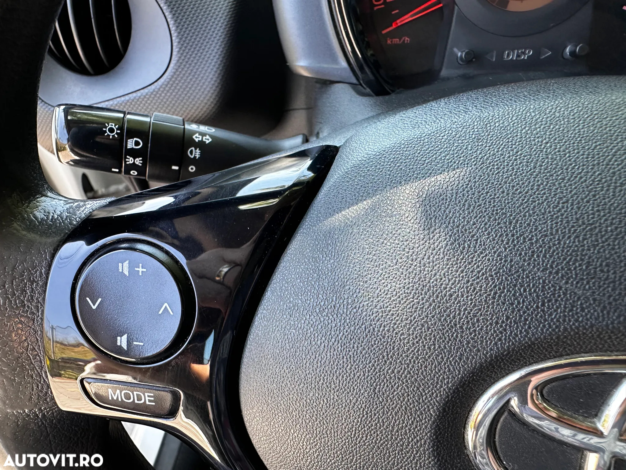 Toyota Aygo 1.0 VVY-I 5 usi X - 23