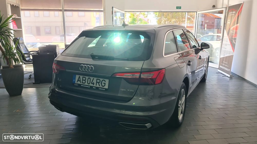 Audi A4 Avant - 4