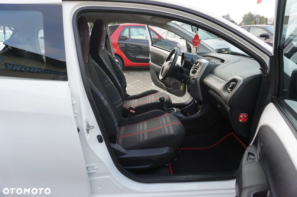 Peugeot 108 - 28