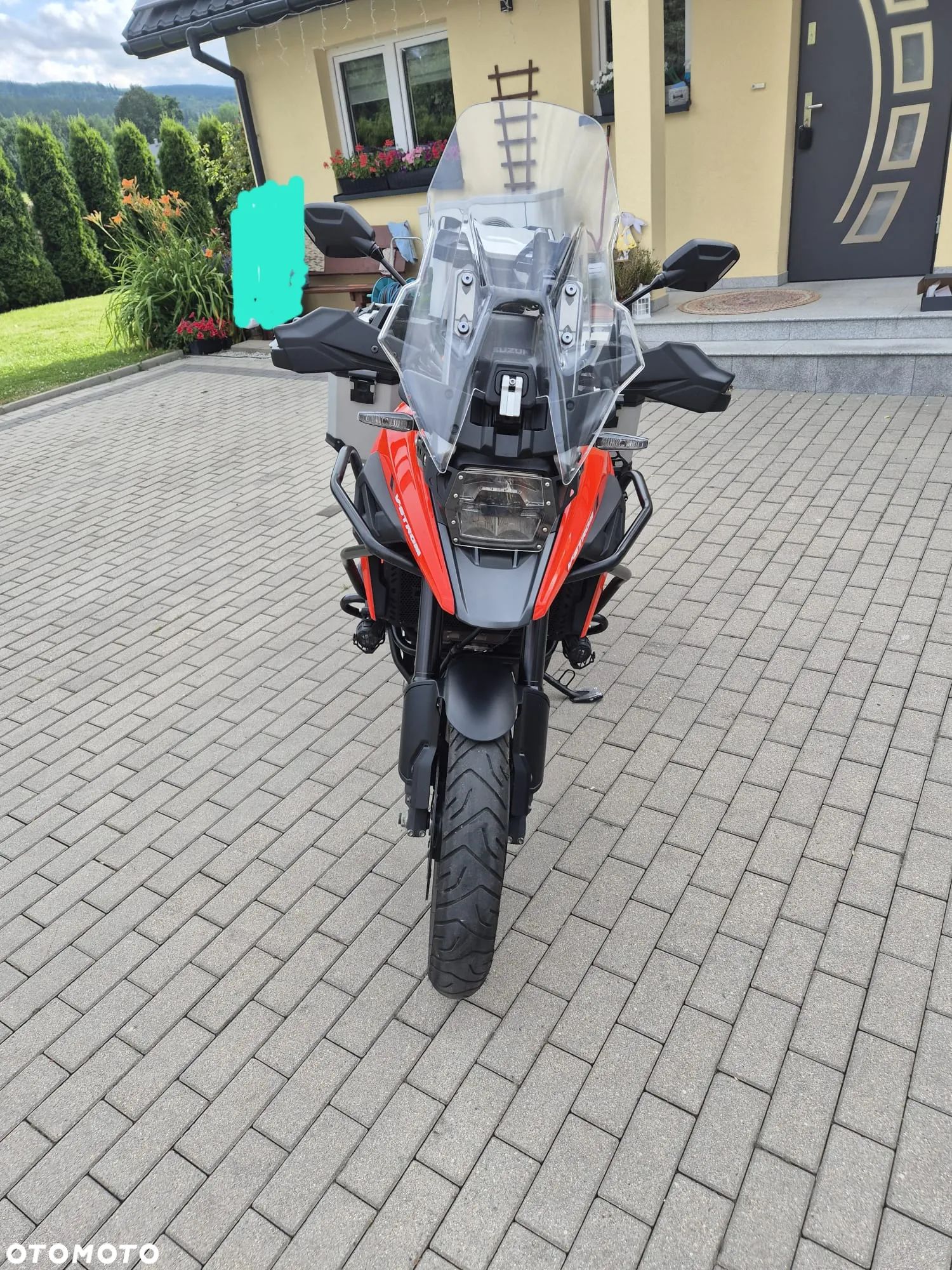 Suzuki V-STROM - 1