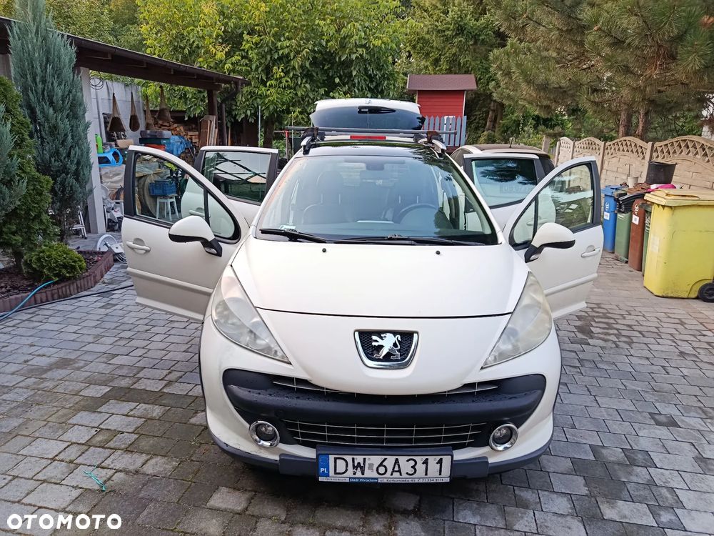 Peugeot 207 1.6 - 7