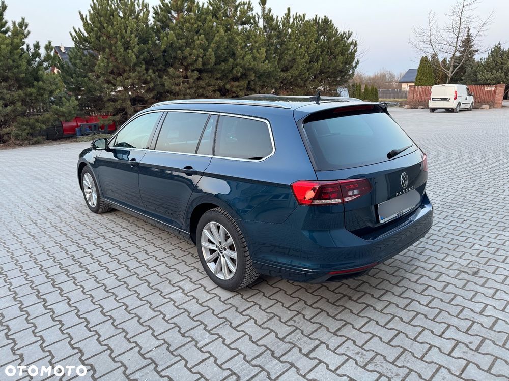 Volkswagen Passat 2.0 TDI SCR DSG Comfortline - 7