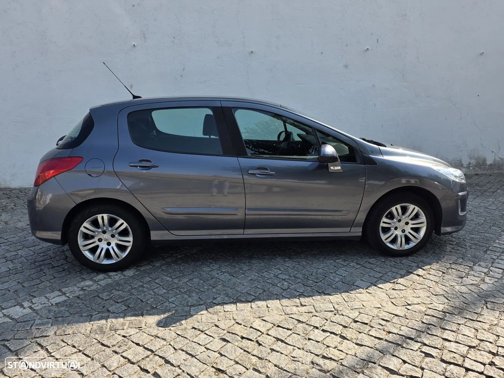 Peugeot 308 1.6 HDi Executive - 7