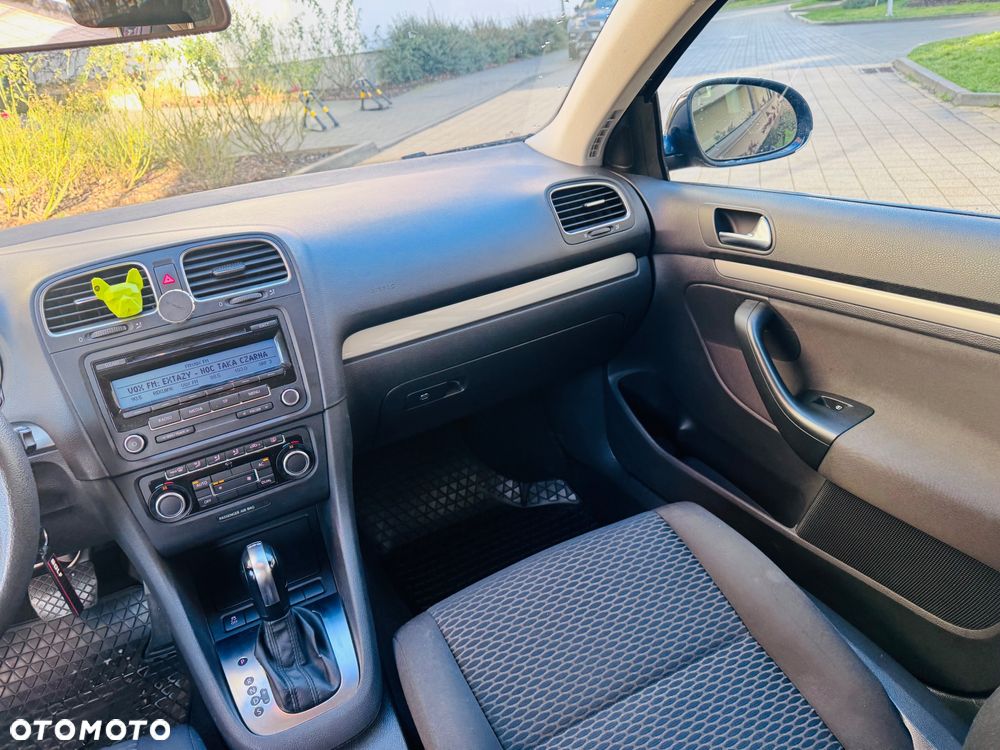 Volkswagen Golf Variant 1.4 TSI Comfortline DSG - 23