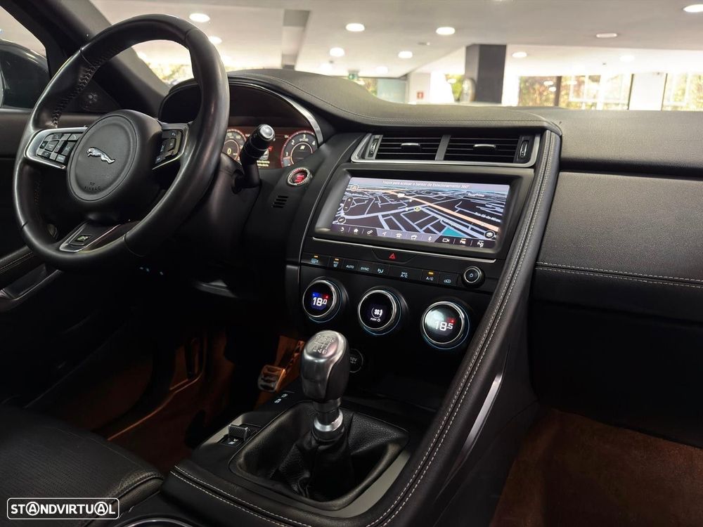 Jaguar E-Pace 2.0 i4D R-Dynamic S - 9