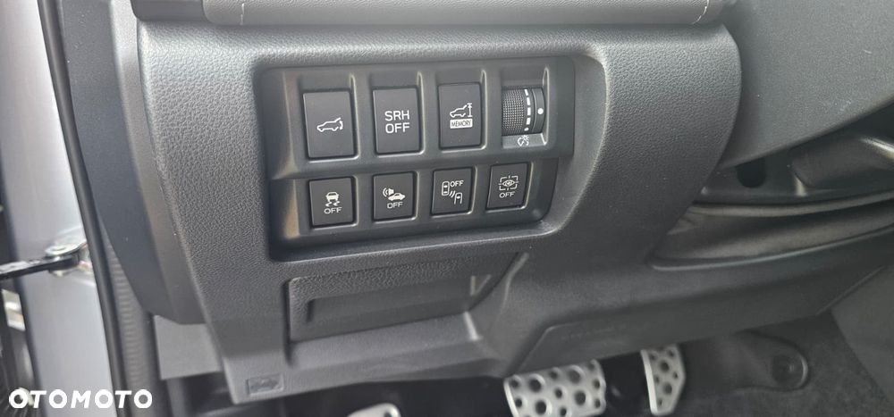 Subaru Forester 2.0ie Lineartronic Platinum - 11