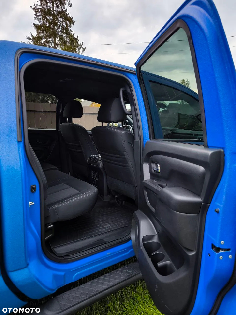 Nissan Titan - 8