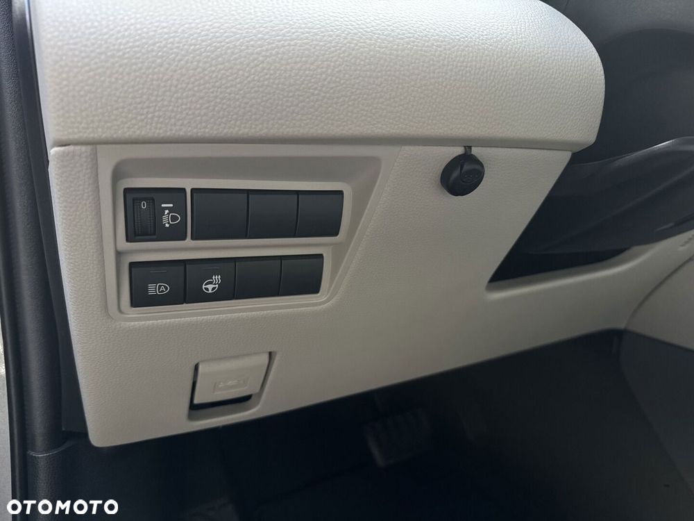 Toyota Yaris Hybrid 1.5 Executive - 27